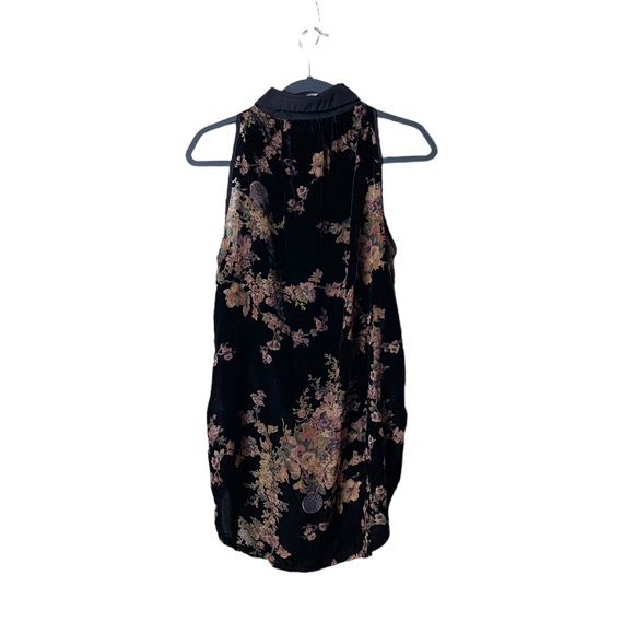 Gimmicks by BKE Black Floral Tunic - Picture 7 of 9